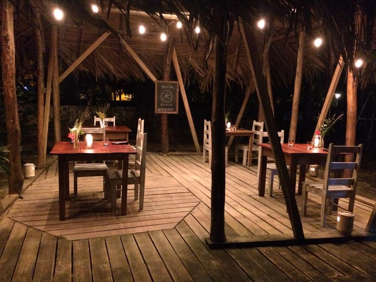 Dona Mara Gastro Hotel Bocas del Toro Exteriör bild