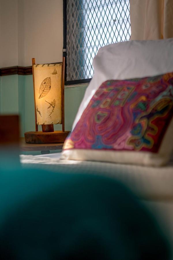 Dona Mara Gastro Hotel Bocas del Toro Exteriör bild