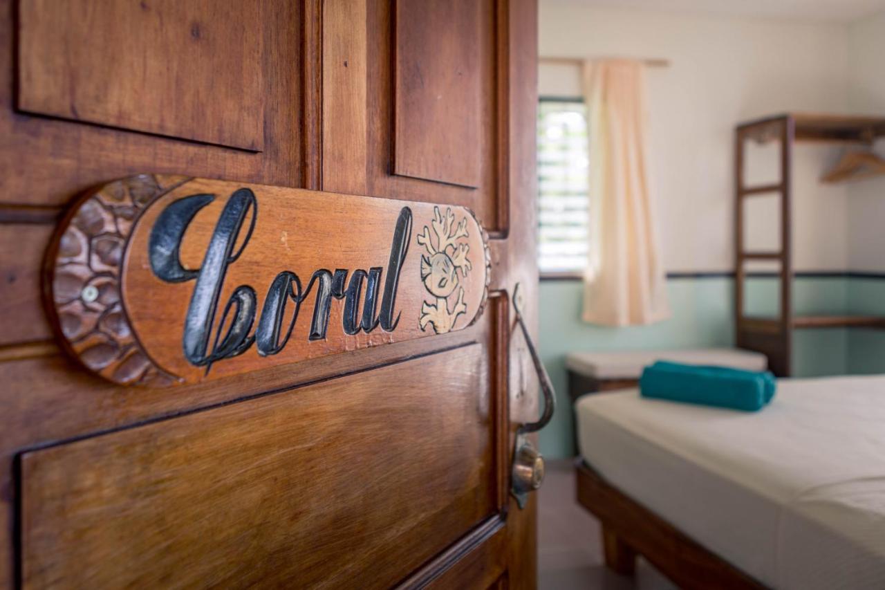 Dona Mara Gastro Hotel Bocas del Toro Exteriör bild