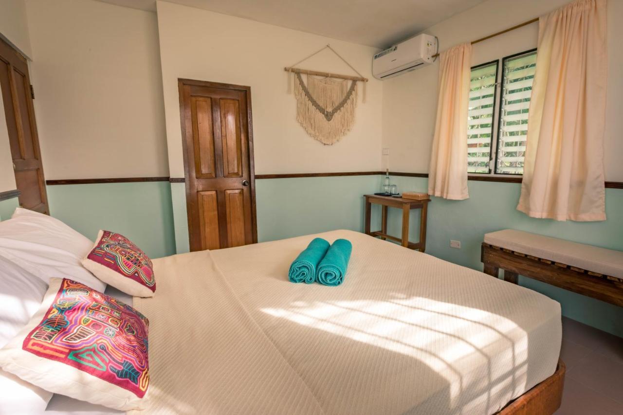 Dona Mara Gastro Hotel Bocas del Toro Exteriör bild