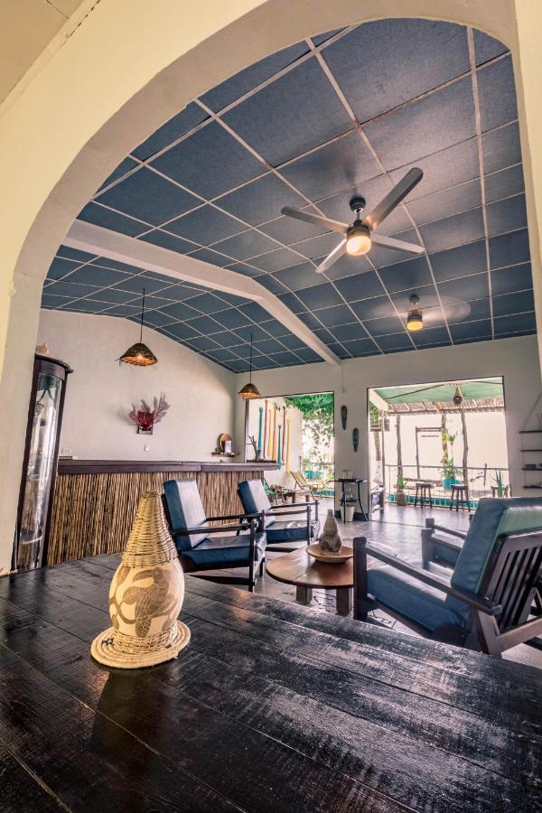 Dona Mara Gastro Hotel Bocas del Toro Exteriör bild