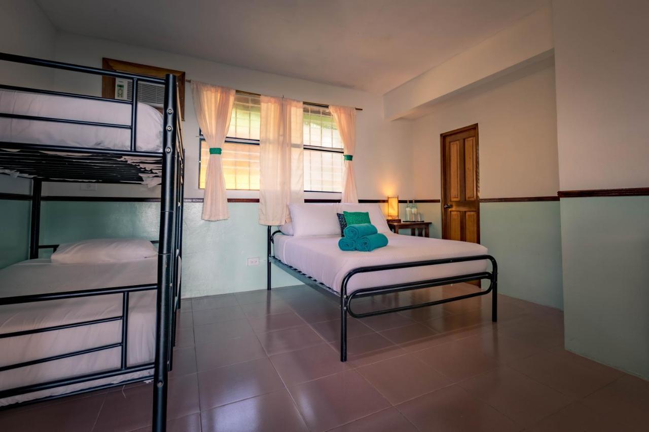 Dona Mara Gastro Hotel Bocas del Toro Exteriör bild